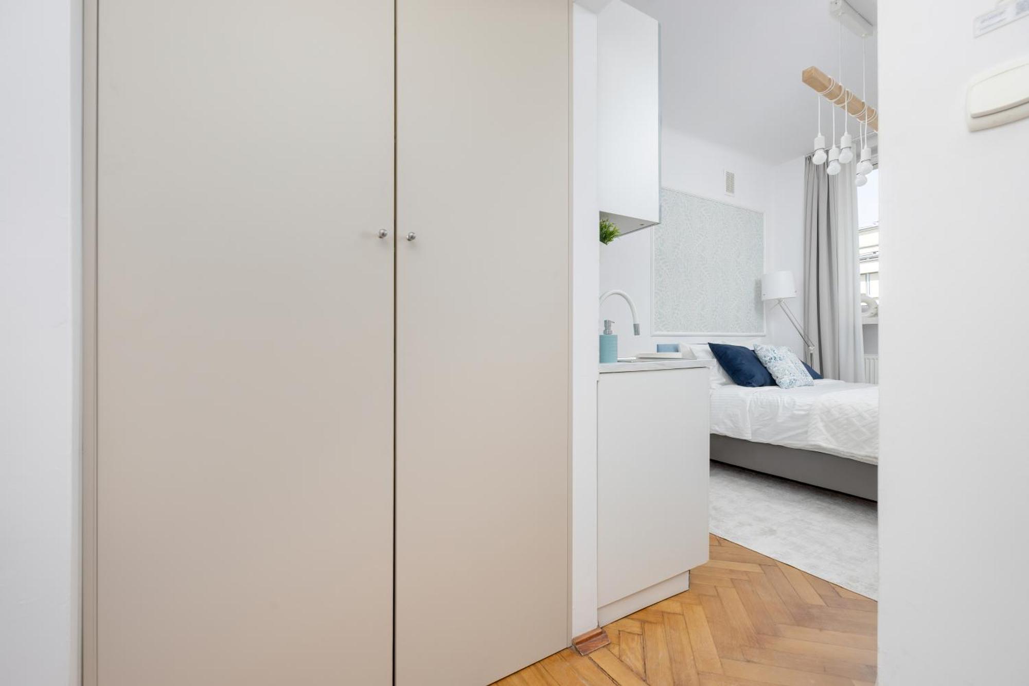 J&W Apartments Studio Solidarnosci Βαρσοβία Εξωτερικό φωτογραφία